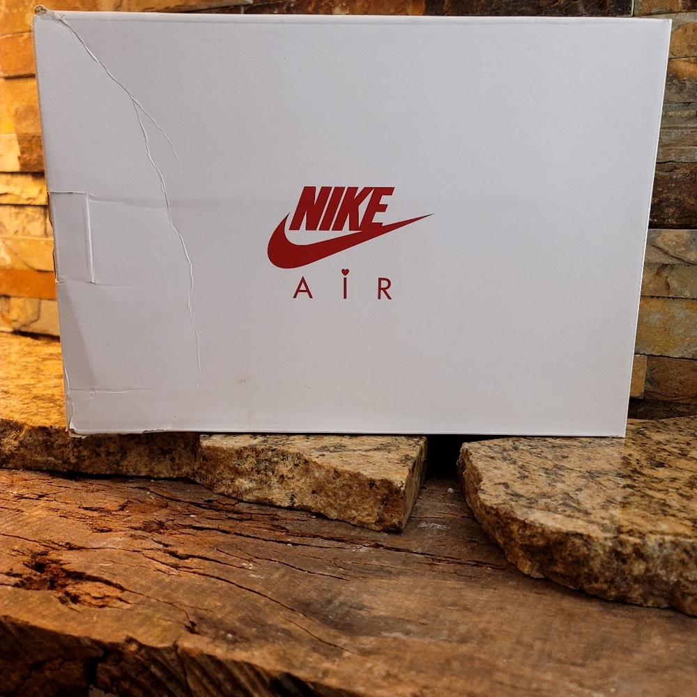 Nike Air Force 1 '07' -LOVE LETTER- Size:10.5 - Picture 15 of 15